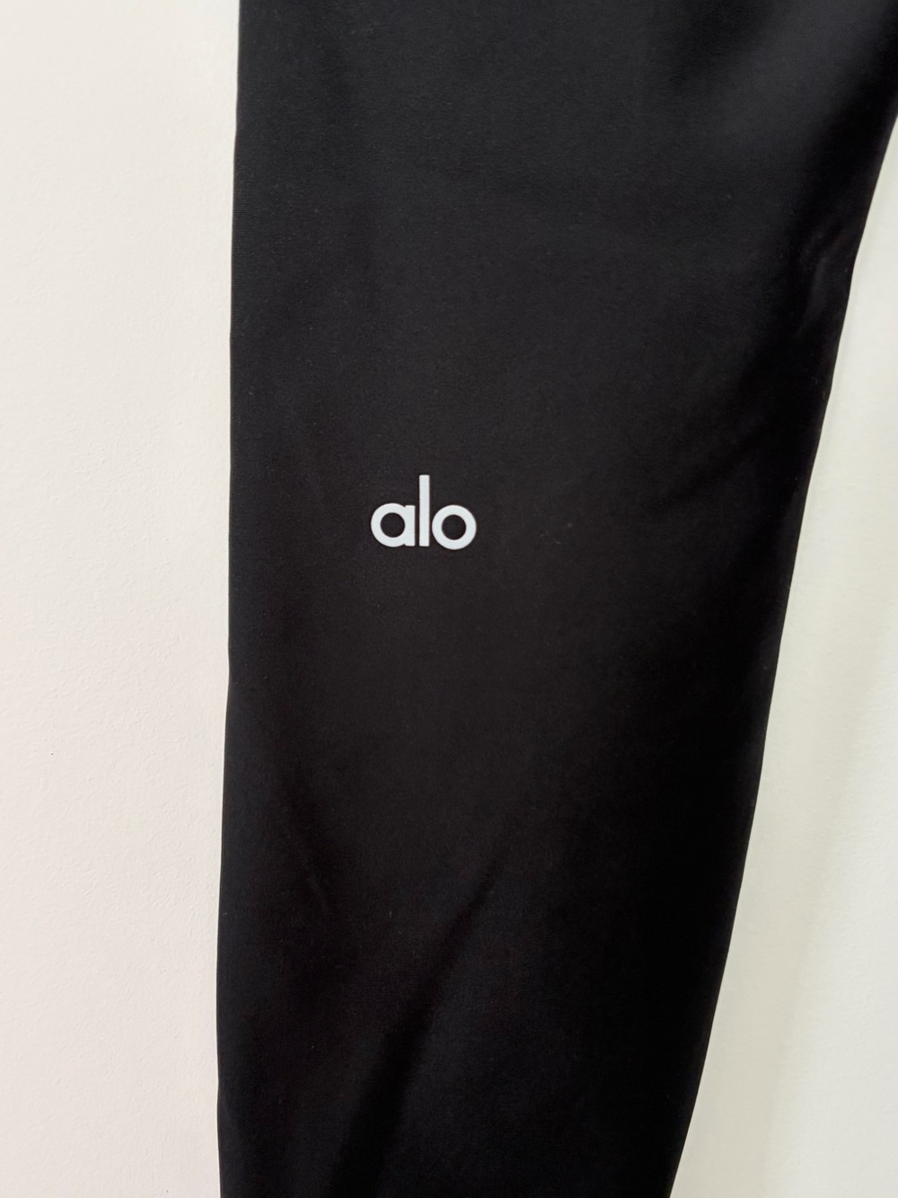 alo airbrush legging - Picture 7 of 9